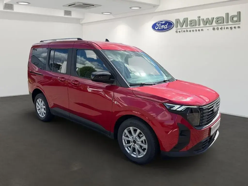 Neu Ford Tourneo Courier Titanium 125 PS (91 kW) 2026 Fantastic red tc Van / Kleinbus