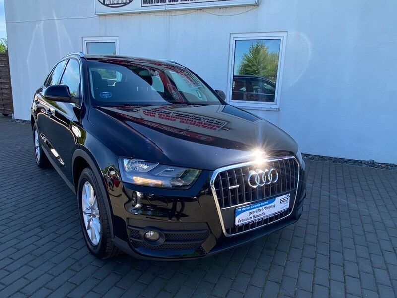 Schwarz Gebraucht 2013 Audi Q3 Comfort SUV | 14.950 € (Fairer Preis) - Bild 1/4