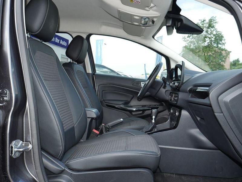 Gebraucht Ford Ecosport Titanium 125 PS (91 kW) 2022 Grau SUV
