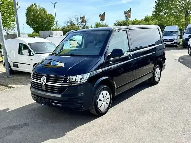 Gebraucht VW Transporter 150 PS (110 kW) 2022 Schwarz Van