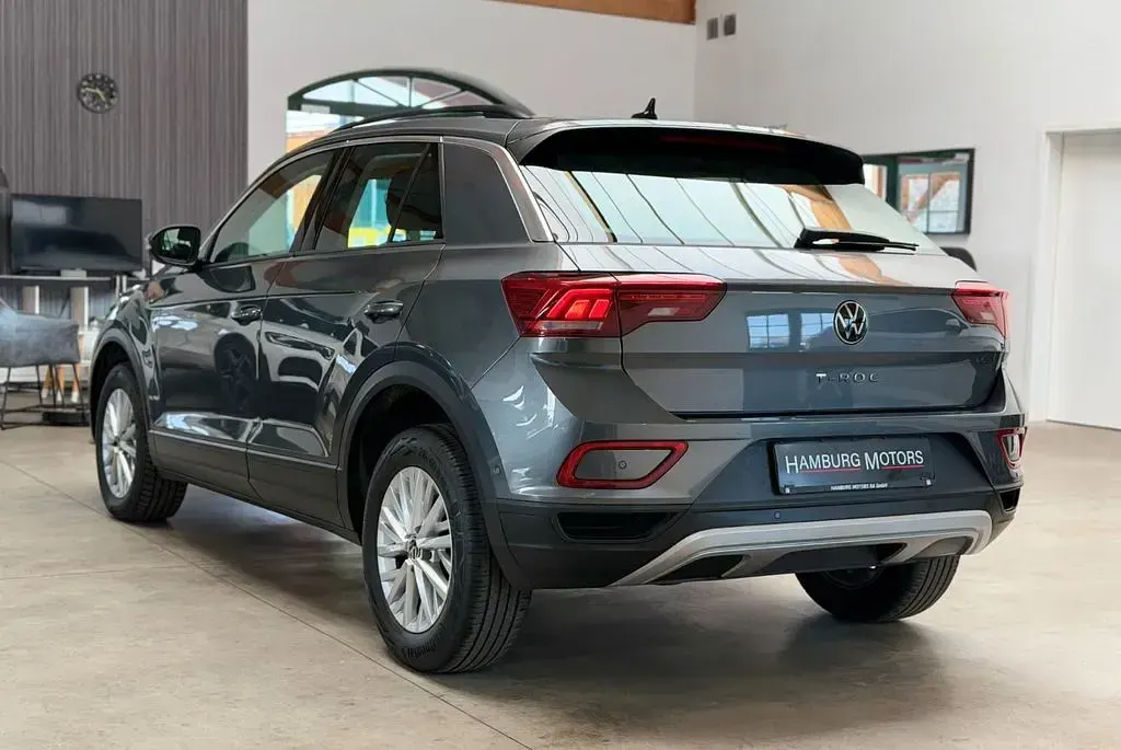 Gebraucht VW T-Roc Life 150 PS (110 kW) 2023 Grau SUV
