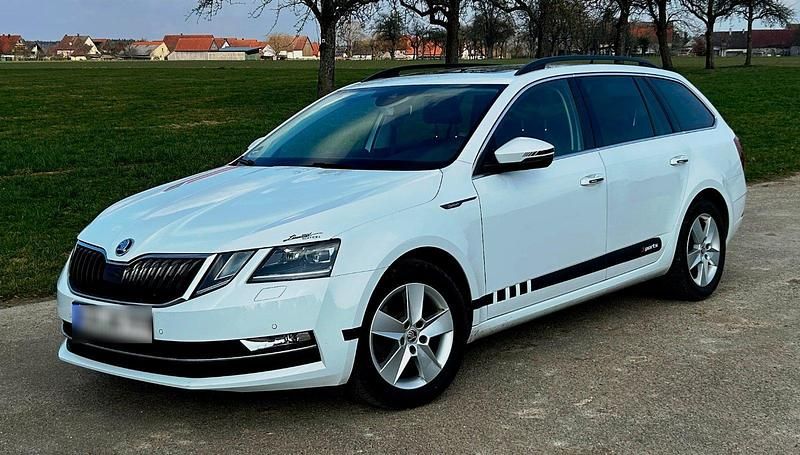 Second-hand Skoda Octavia Sport 150 CP (110 kW) 2018 Alb Break