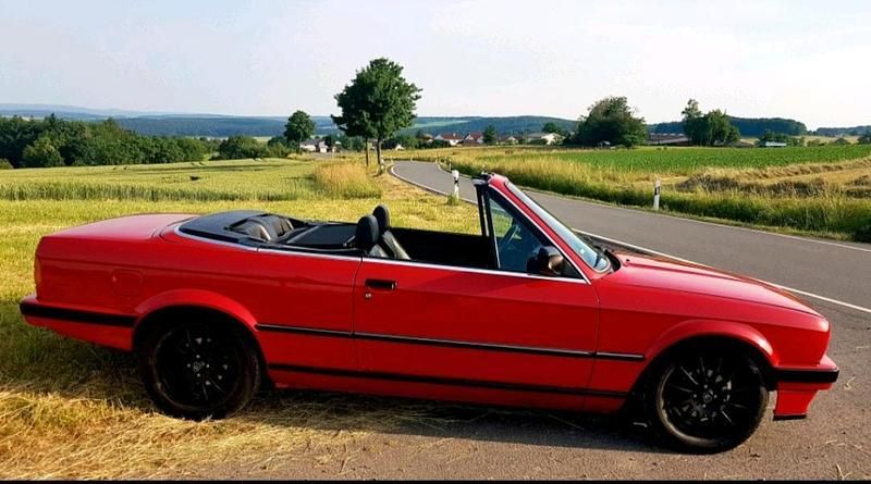 Rot Gebraucht 1988 BMW 320 Cabriolet Cabrio | 10.000 € - Bild 1/4