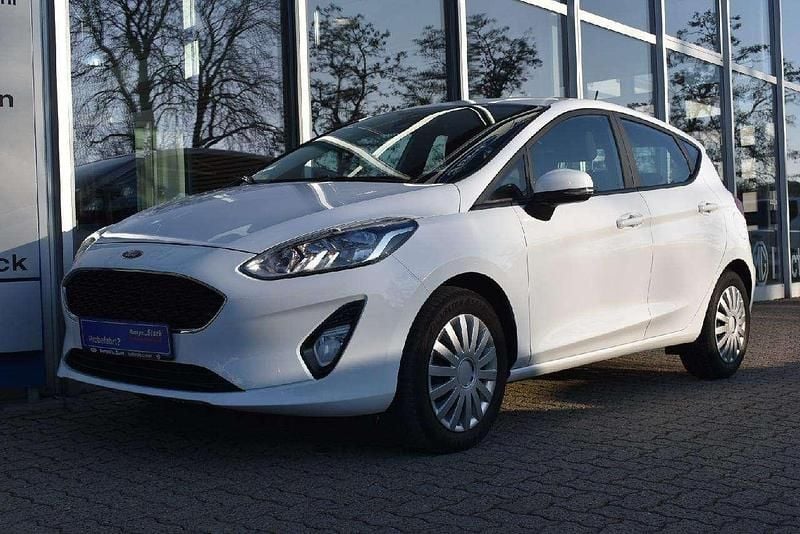 Gebraucht Ford Fiesta Cool & Connect 71 PS (52 kW) 2019 Frostweiß Kleinwagen