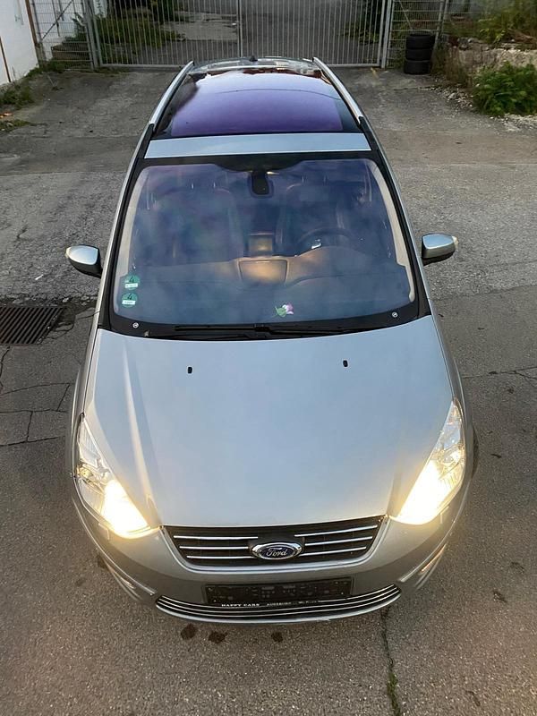 Silber Gebraucht 2014 Ford Galaxy Titanium Van / Kleinbus | 8.400 € (Fairer Preis) - Bild 1/4