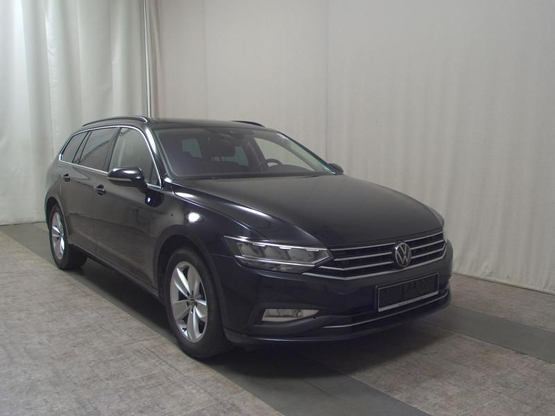 Gebraucht VW Passat Elegance 200 PS (147 kW) 2022 Schwarz Kombi