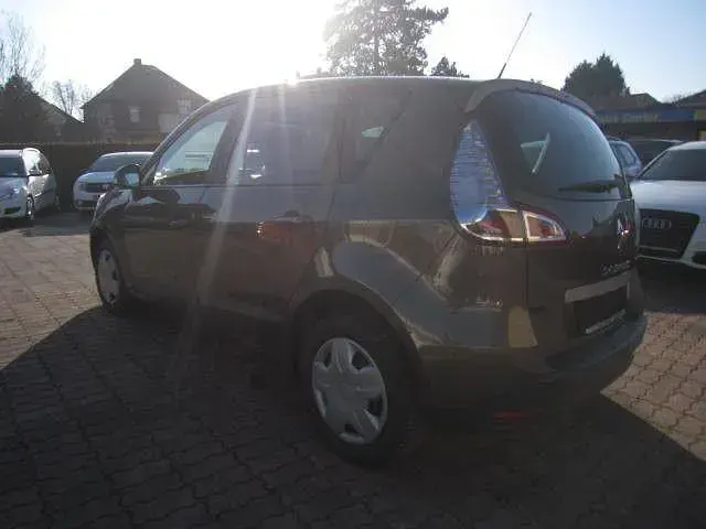 Gebraucht Renault Scénic III Initiale Paris 116 PS (85 kW) 2013 Van / Kleinbus