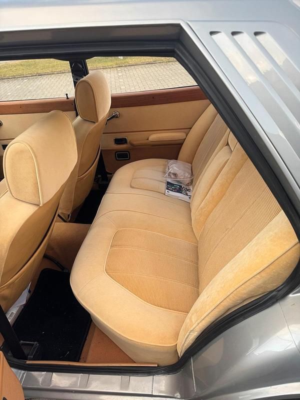 Gebraucht Ford Taunus Ghia 90 PS (66 kW) 1976 Silber Limousine