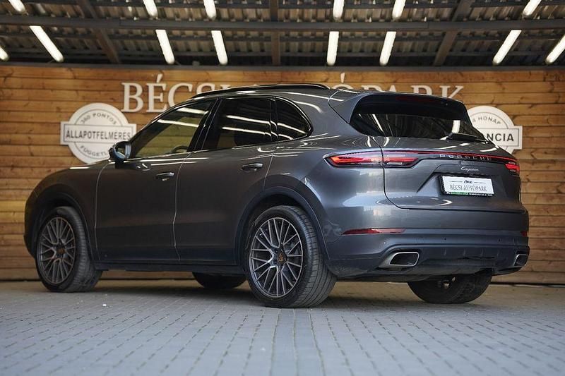 Gebraucht Porsche Cayenne 340 PS (250 kW) 2019 Grau SUV