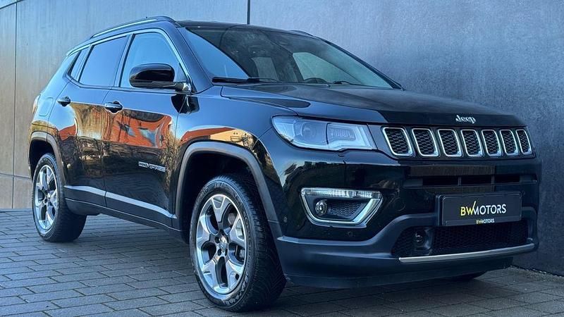Gebraucht Jeep Compass Limited 140 PS (102 kW) 2018 Schwarz SUV