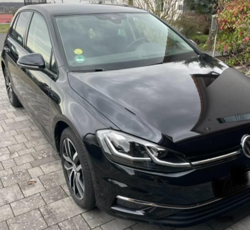 Gebraucht VW Golf VII 150 PS (110 kW) 2018 Schwarz Limousine
