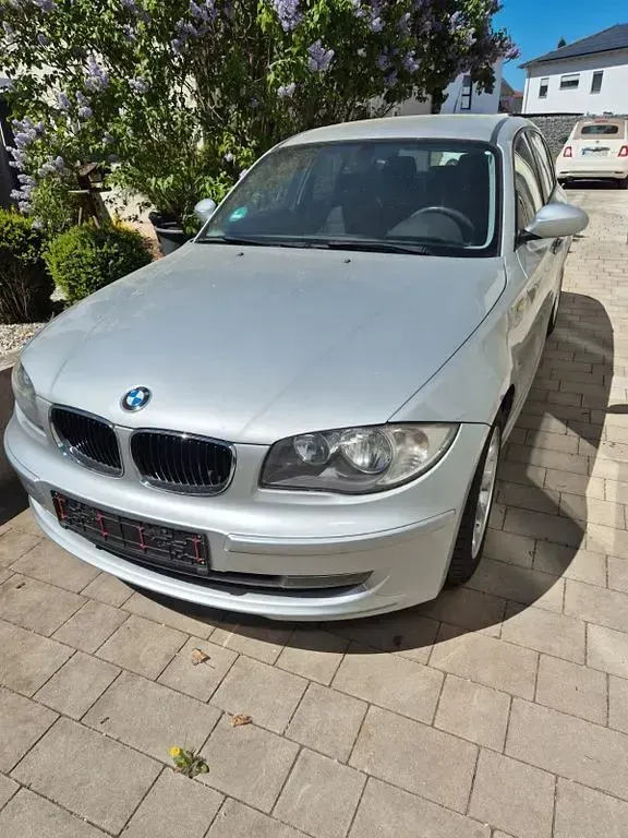 Second-hand BMW 116 122 CP (89 kW) 2009 Gri Hatchback
