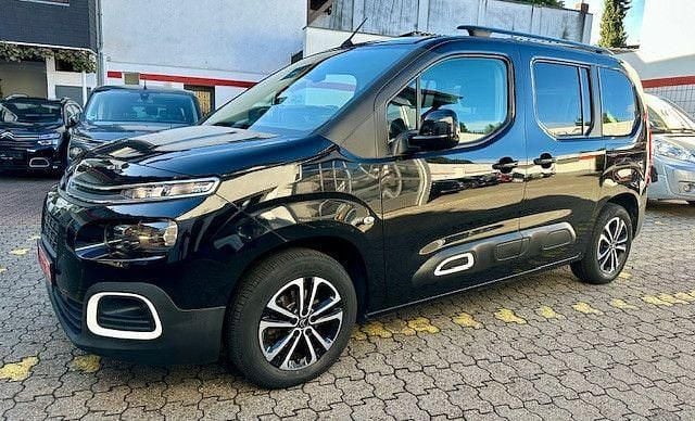 Schwarz Gebraucht 2019 Citroën Berlingo Live Van / Kleinbus | 16.990 € (Etwas zu teuer) - Bild 1/4