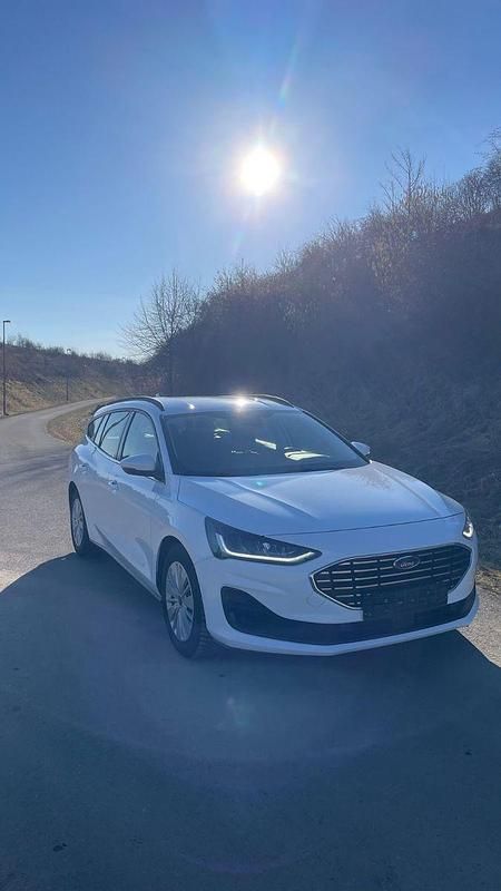 Gebraucht Ford Focus 120 PS (88 kW) 2022 Weiß Kombi