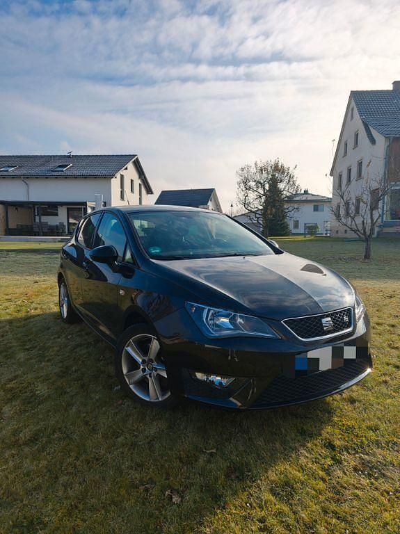 Schwarz Gebraucht 2016 Seat Ibiza FR Limousine | 10.300 € (Etwas zu teuer) - Bild 1/4