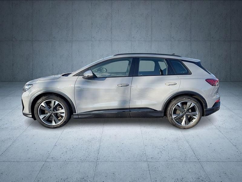 Gebraucht Audi Q4 e-tron S-Line 150 kW (204 PS) 2022 Kieselgrau SUV