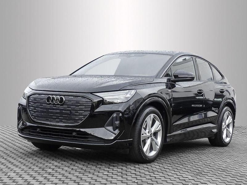 Gebraucht Audi Q4 Sportback e-tron S-Line 125 kW (170 PS) 2022 Mythosschwarz metallic SUV