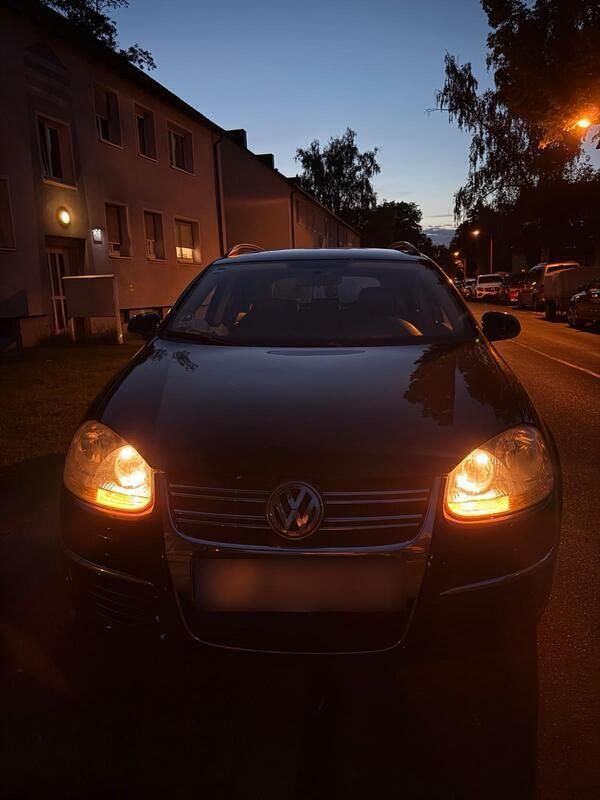 Schwarz Gebraucht 2008 VW Golf V Kombi | 2.500 € - Bild 1/4