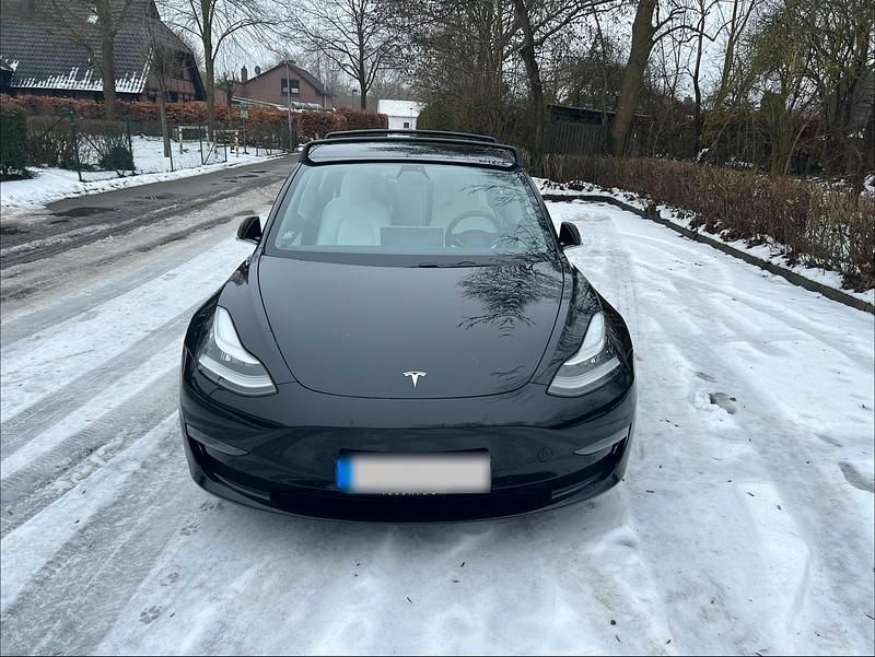 Gebraucht Tesla Model 3 235 kW (320 PS) 2020 Schwarz Limousine