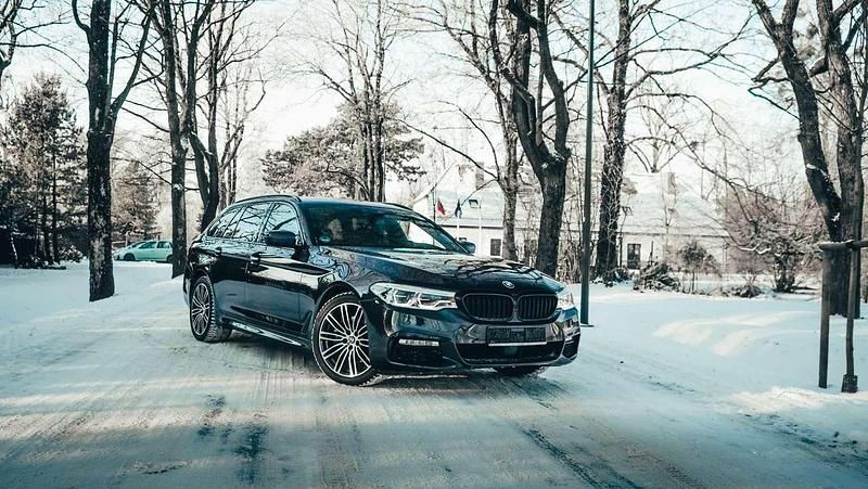 Grau Gebraucht 2017 BMW 540 Luxury Line Kombi | 28.000 € (Guter Preis) - Bild 1/4