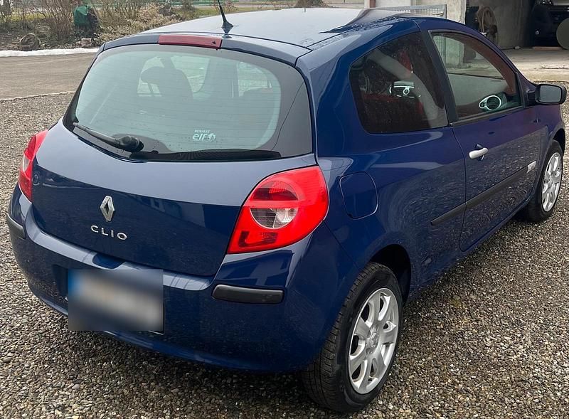 Gebraucht Renault Clio II 75 PS (55 kW) 2007 Blau Kleinwagen