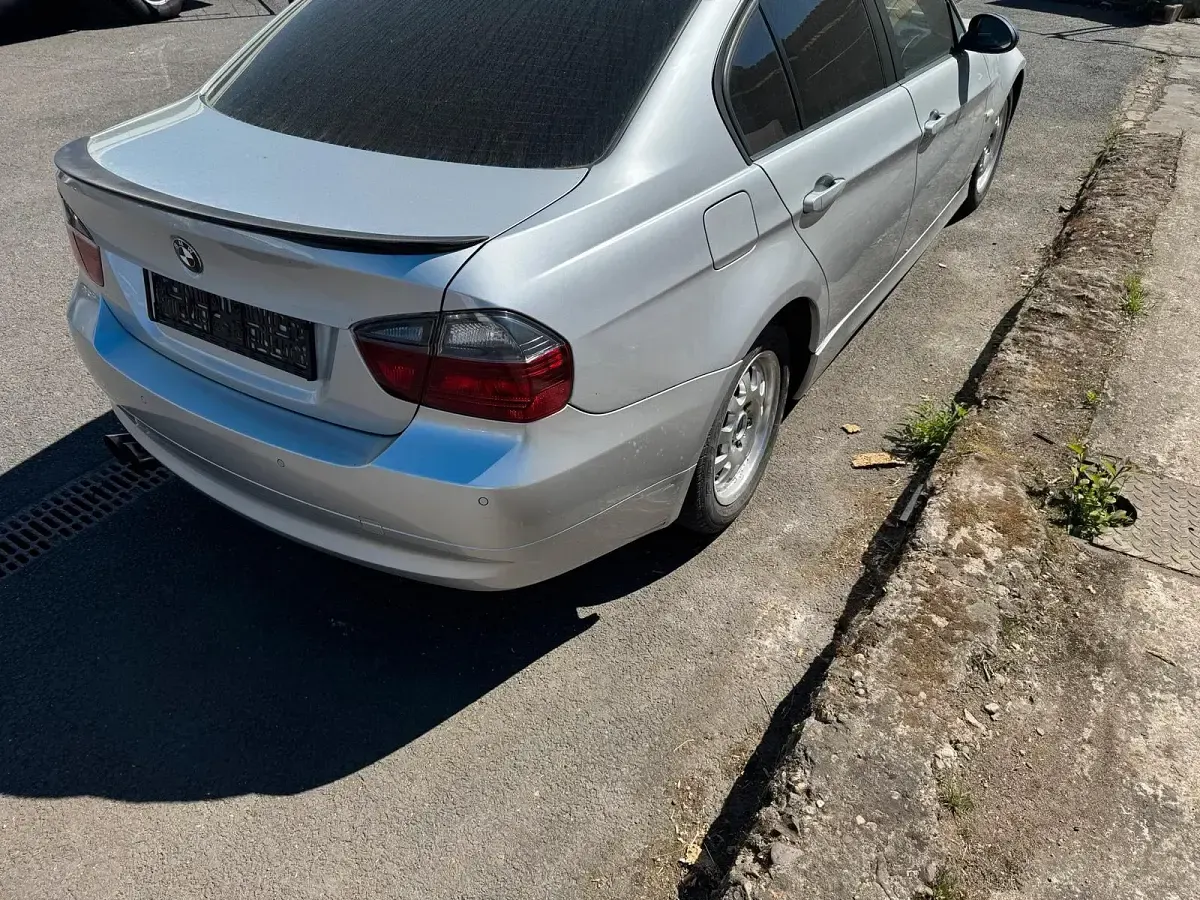 Usata BMW 320 150 CV (110 kW) 2005 Argento Berlina
