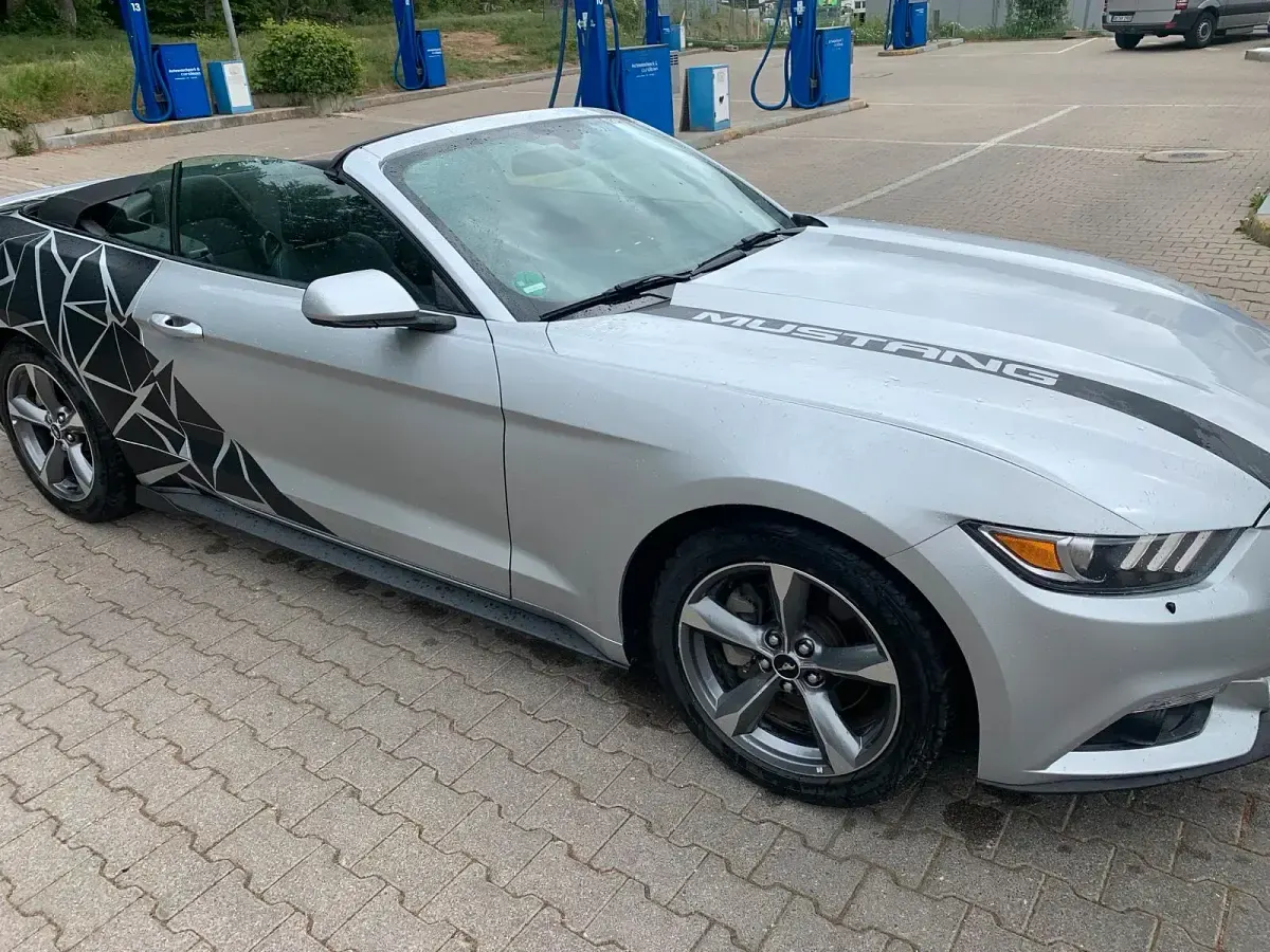 Gebraucht Ford Mustang 307 PS (225 kW) 2016 Silber Cabrio