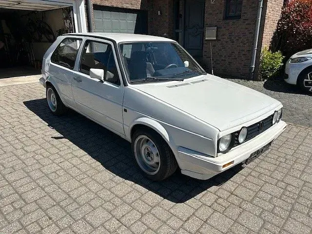 Gebraucht VW Golf II GTI 111 PS (81 kW) 1984 Weiß Kleinwagen