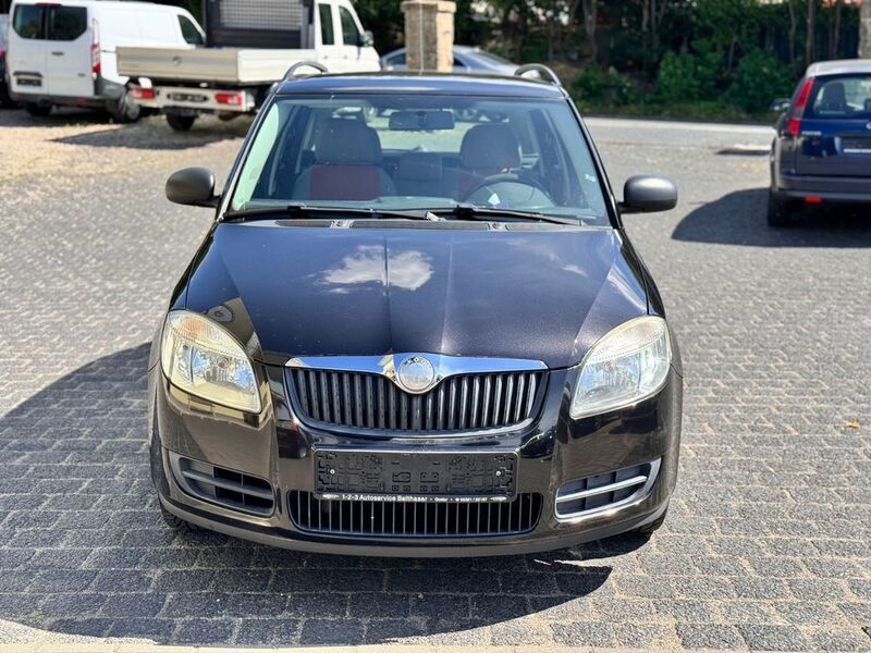 Schwarz Gebraucht 2008 Skoda Fabia Classic Kombi | 3.099 € (Etwas zu teuer) - Bild 1/4
