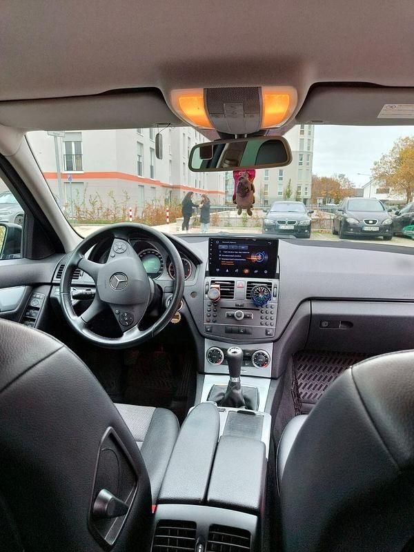 Gebraucht Mercedes 220 231 PS (169 kW) 2010 Schwarz Kombi