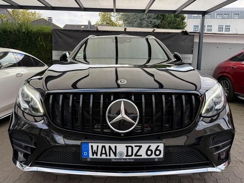 Gebraucht Mercedes GLC250 AMG 204 PS (150 kW) 2018 Schwarz SUV