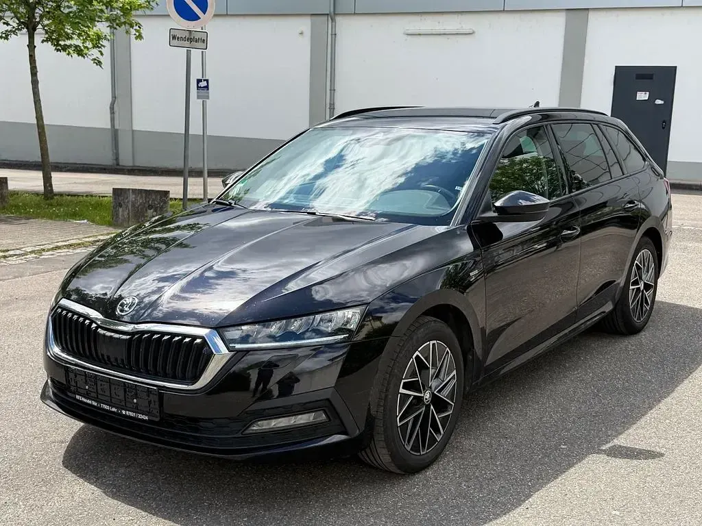 Gebraucht Skoda Octavia Clever 150 PS (110 kW) 2022 Schwarz Kombi