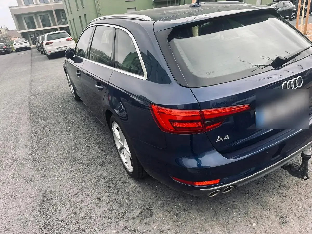 Gebraucht Audi A4 S-Line 219 PS (161 kW) 2017 Blau Kombi