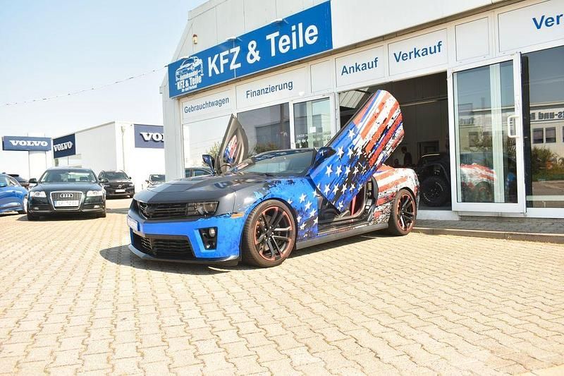 Schwarz Gebraucht 2014 Chevrolet Camaro ZL1 | 54.980 € - Bild 1/4