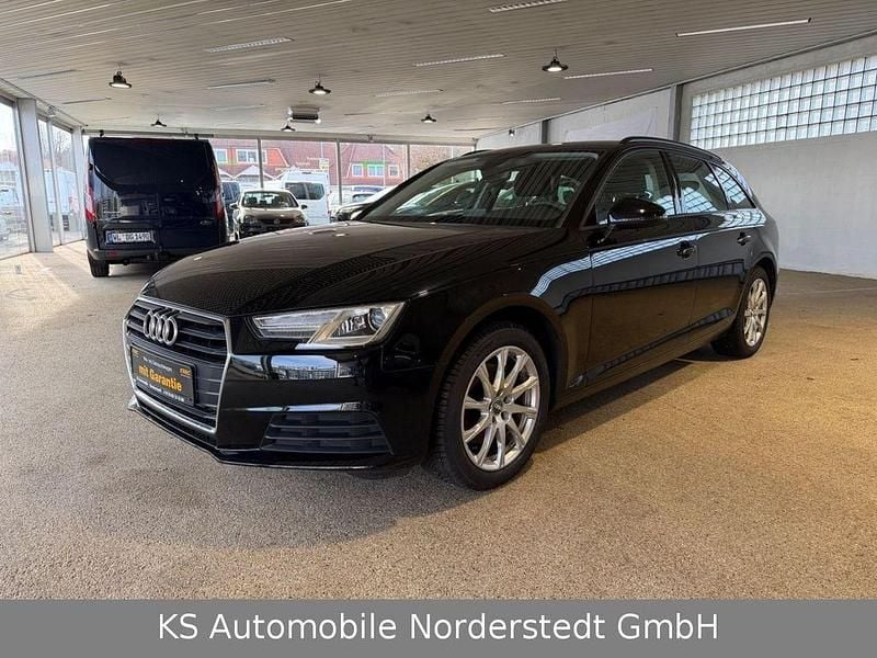 Gebraucht Audi A4 Basis 150 PS (110 kW) 2019 Schwarz Kombi