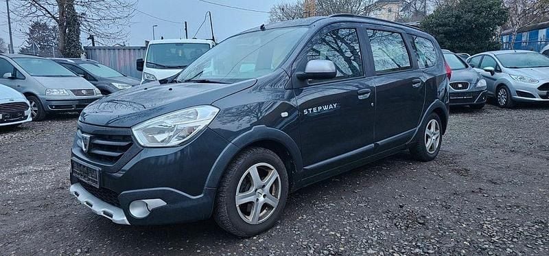Gebraucht Dacia Lodgy Stepway 109 PS (80 kW) 2016 Grau Van / Kleinbus