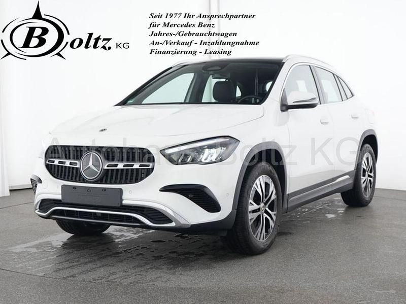 Weiß Gebraucht 2024 Mercedes GLA180 SUV | 36.500 € (Guter Preis) - Bild 1/4