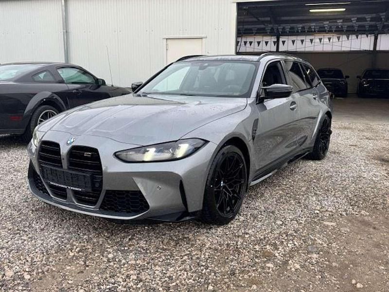 Neu BMW M3 530 PS (389 kW) 2025 C4w skyscraper grau metallic Kombi