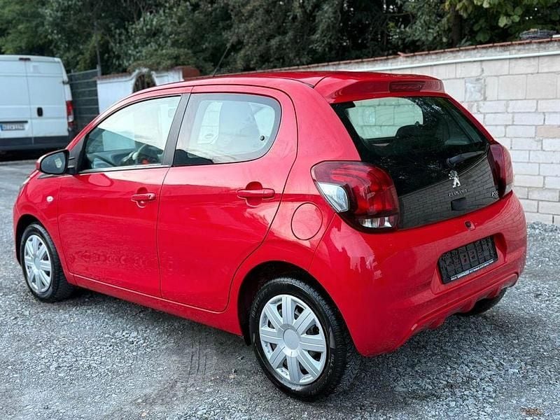 Gebraucht Peugeot 108 Active 69 PS (50 kW) 2017 Rot Kleinwagen
