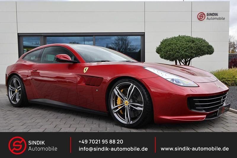 Rot Gebraucht 2017 Ferrari GTC4Lusso Kombi | 199.689 € (Fairer Preis) - Bild 1/4