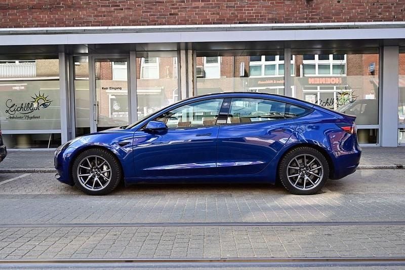 Gebraucht Tesla Model 3 Standard Range Plus 208 kW (283 PS) 2022 Blau Limousine