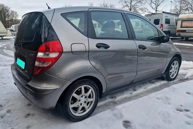 Gebraucht Mercedes A180 109 PS (80 kW) 2006 Grau Limousine