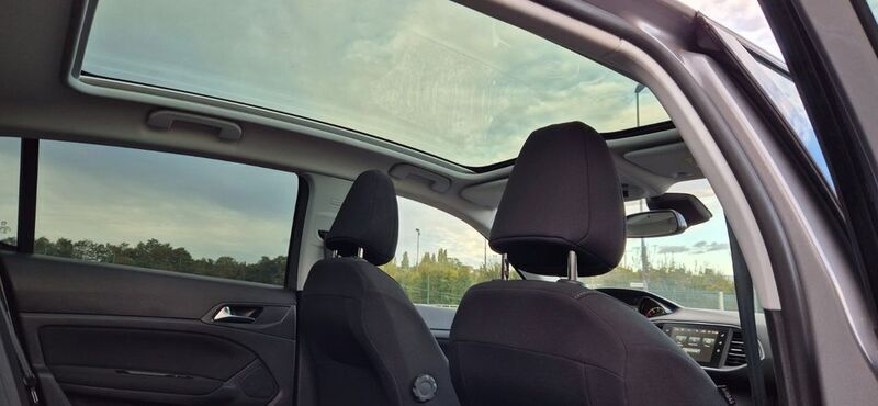 Gebraucht Peugeot 308 125 PS (91 kW) 2014 Grau Limousine