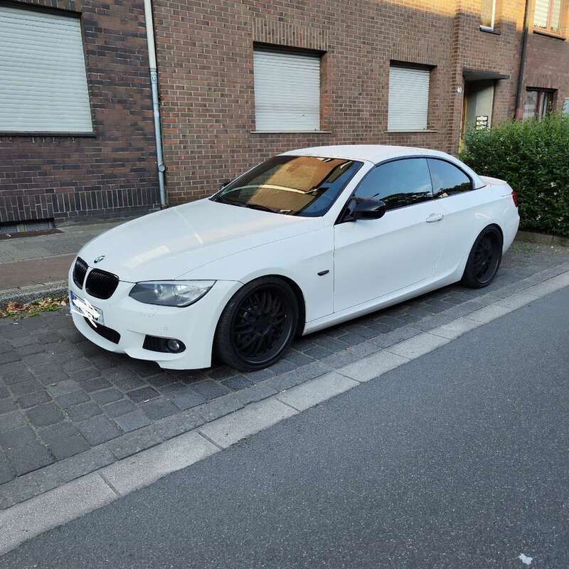 Weiß Gebraucht 2013 BMW 335 Cabriolet M Sport Cabrio | 18.000 € (Superpreis) - Bild 1/4