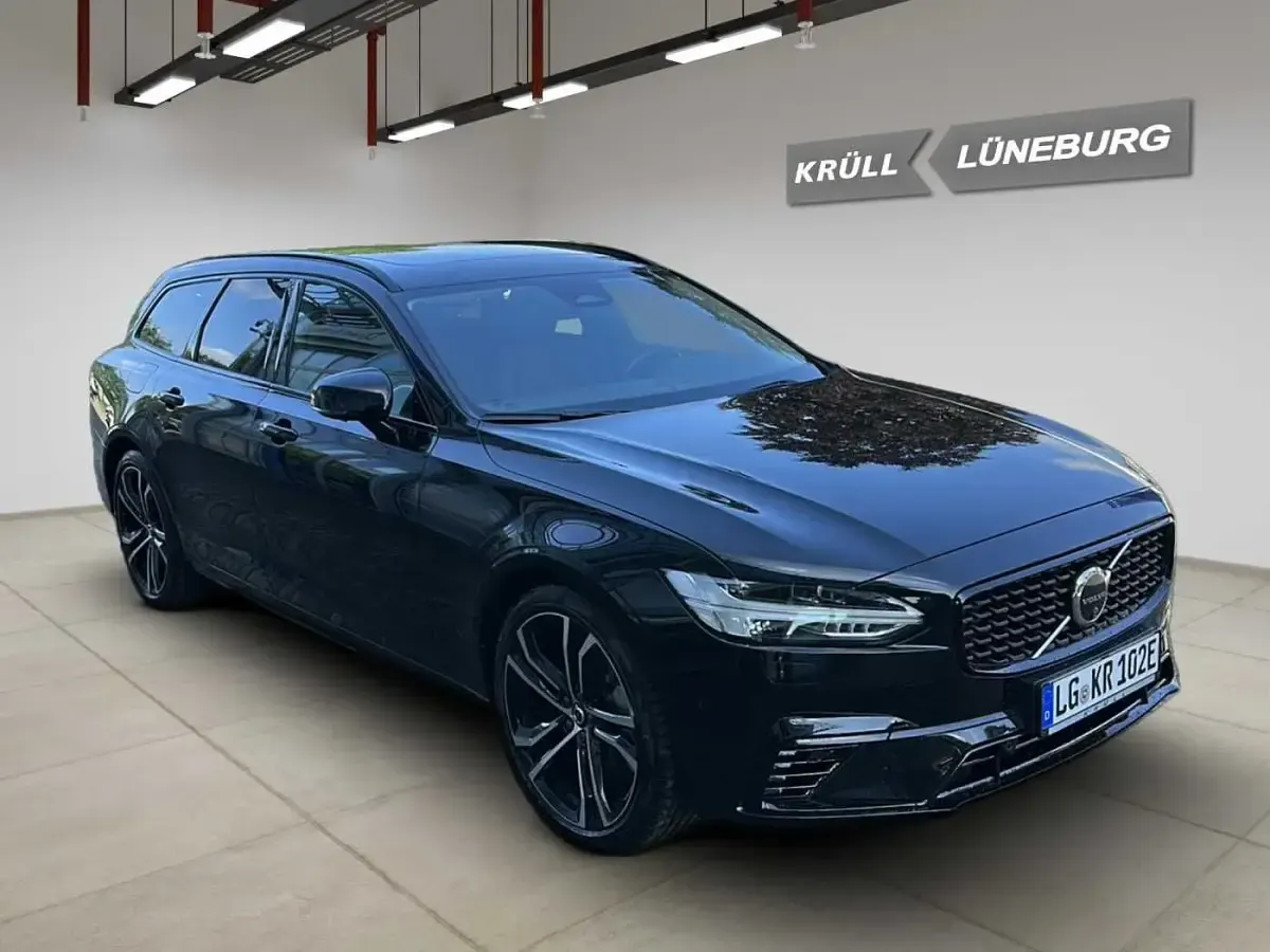 Gebraucht Volvo V90 Plus 253 PS (186 kW) 2025 Schwarz Kombi