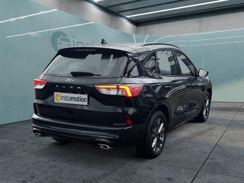 Gebraucht Ford Kuga 150 PS (110 kW) 2023 Schwarz SUV
