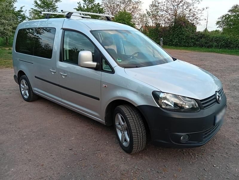 Gebraucht VW Caddy Maxi 109 PS (80 kW) 2011 Silber Van / Kleinbus