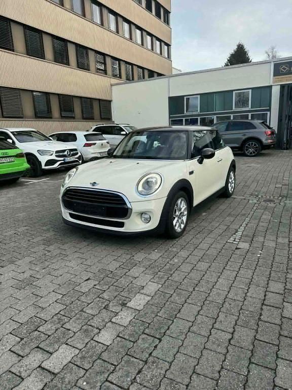 Gebraucht Mini Cooper 136 PS (100 kW) 2017 Weiß Kleinwagen