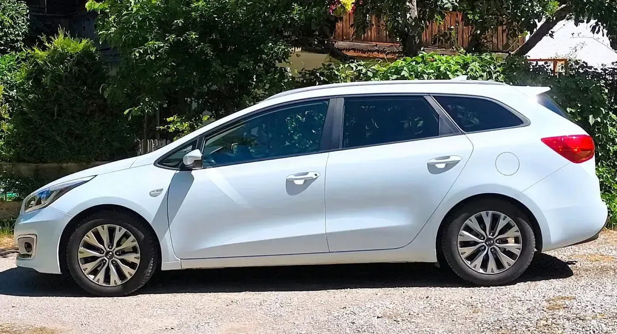 Gebraucht Kia Ceed 100 PS (73 kW) 2018 Weiß Kleinwagen