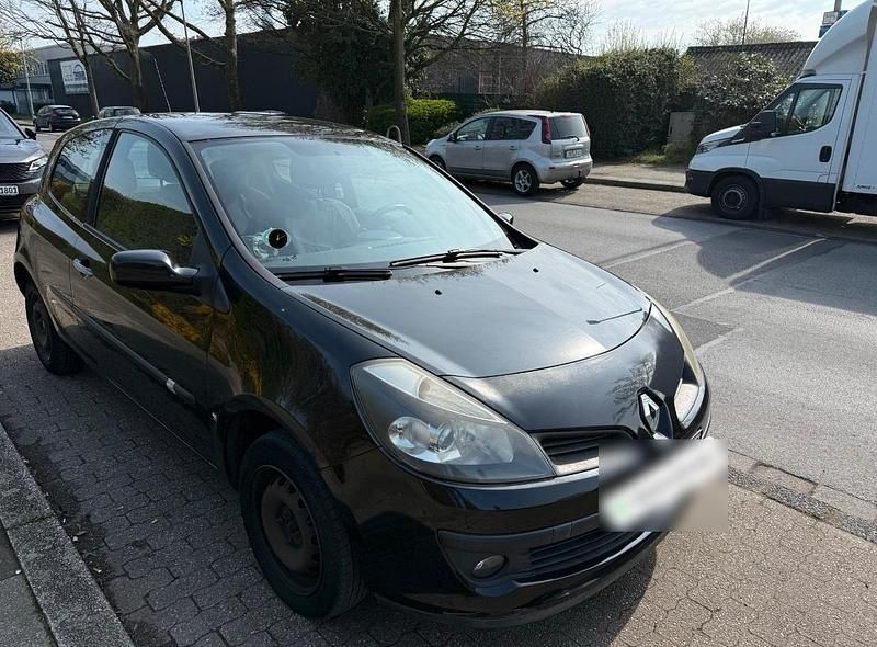 Second-hand Renault Clio II 2006 Negru Hatchback